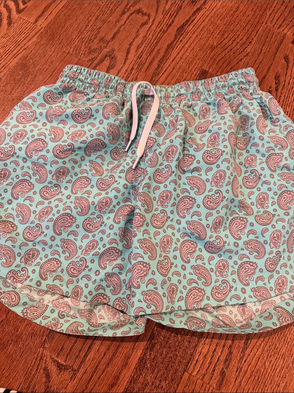CHUBBIES Men's Blue paisley Mesh Lined Swim Shorts Size medium
